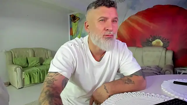 Snapshot of BlowMyXXL chatting on 13, 1, 2026 BlowMyXXL online show from 13, 1, 2026