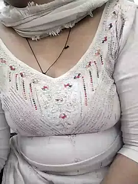 Cute nidhi online show from 21, 12, 2024