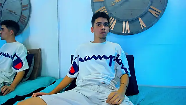 Mike 0233  online show from 13, 2, 2025