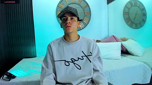 Mike 0233  online show from 21, 2, 2025