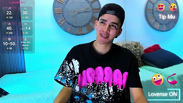 Mike 0233  online show from 1, 3, 2025