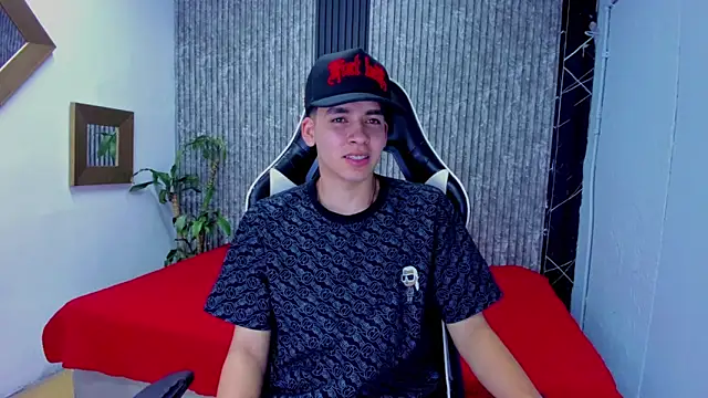 Mike 0233  online show from 18, 11, 2025