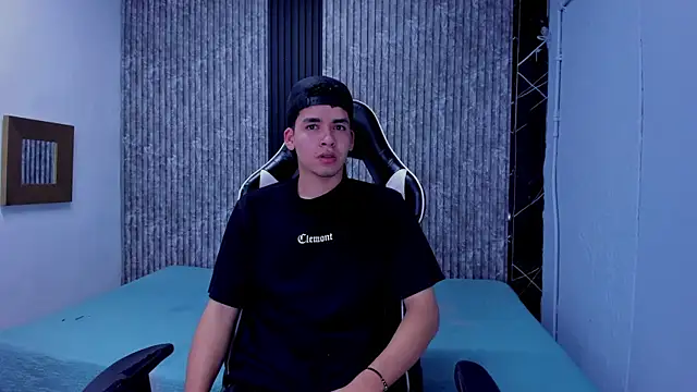 Mike 0233  online show from 27, 11, 2025