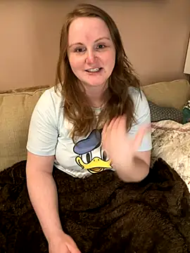 GingerSnap33 online show from 9, 9, 2025