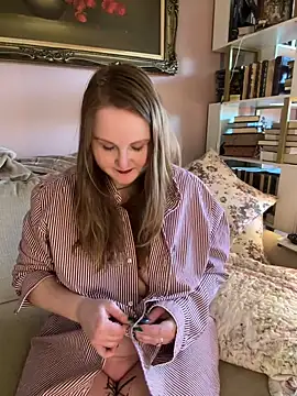 GingerSnap33 online show from 26, 4, 2026