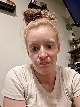 blondebanginbroad online show from 7, 5, 2026