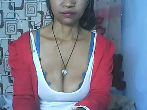 Snapshot of nene_belle chatting on 15, 5, 2026 nene belle online show from 15, 5, 2026