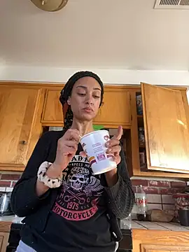 starrynikki online show from 30, 12, 2024