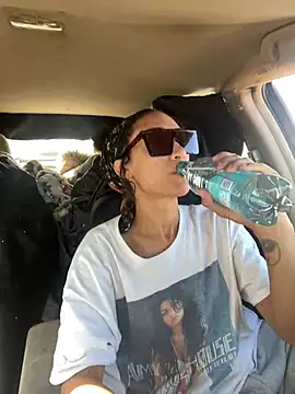 starrynikki online show from 10, 1, 2025