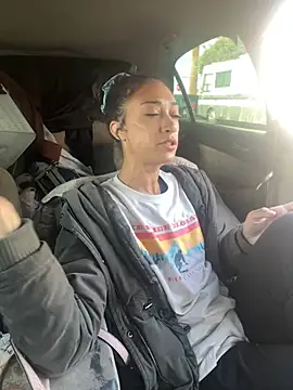 starrynikki online show from 3, 2, 2025