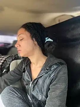 starrynikki online show from 6, 2, 2025