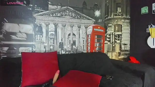 Snapshot of CloeRodriguez chatting on 6, 5, 2026 CloeRodriguez online show from 6, 5, 2026