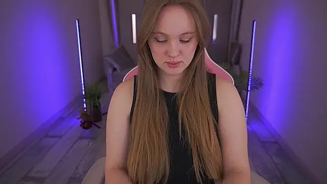 LylaYeess online show from 2, 3, 2025