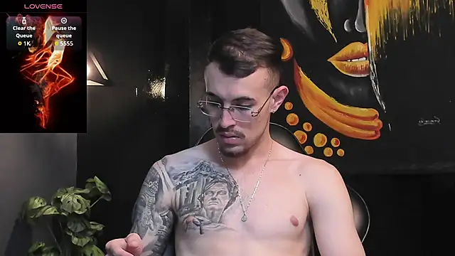 Snapshot of CodyWalkerR chatting on 12, 9, 2025 CodyWalkerR online show from 12, 9, 2025