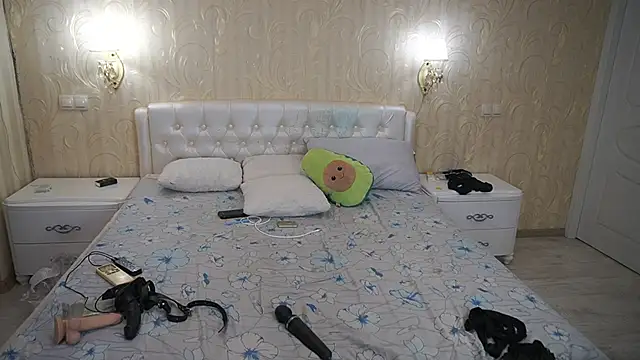 LunaaMayy online show from 21, 4, 2026