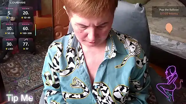 NicoleOlla online show from 4, 3, 2025