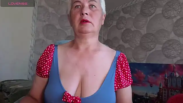 Snapshot of NicoleOlla chatting on 7, 6, 2026 NicoleOlla online show from 7, 6, 2026