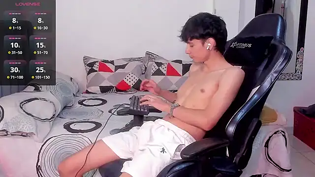 cute diego  online show from 22, 10, 2025