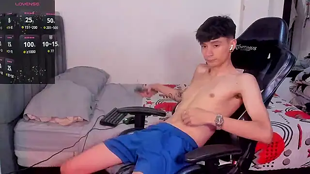 cute diego  online show from 15, 11, 2025