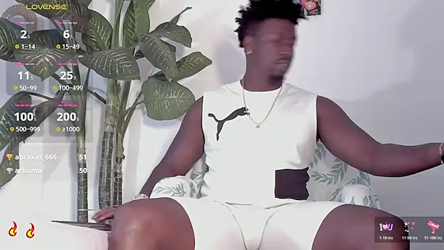 Snapshot of michaell_james7 chatting on 25, 11, 2025 michaell james7 online show from 25, 11, 2025