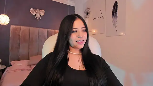 Snapshot of Maaiitee chatting on 7, 3, 2025 Maaiitee online show from 7, 3, 2025