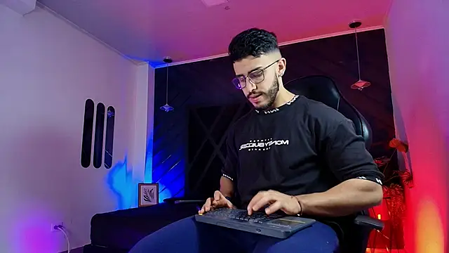 Liam Kleiin online show from 18, 4, 2026