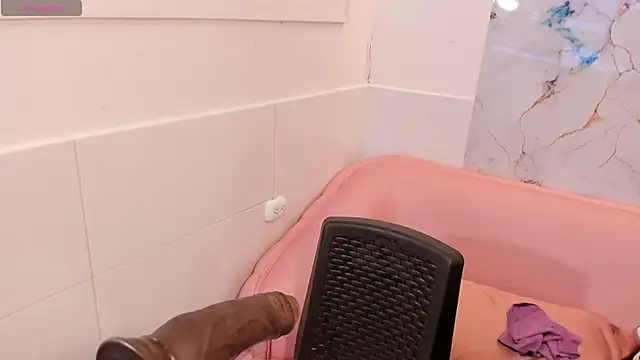 Snapshot of taylor_cupper chatting on 20, 2, 2026 taylor cupper online show from 20, 2, 2026