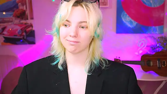 Snapshot of RocKStone_ chatting on 17, 2, 2025 RocKStone online show from 17, 2, 2025