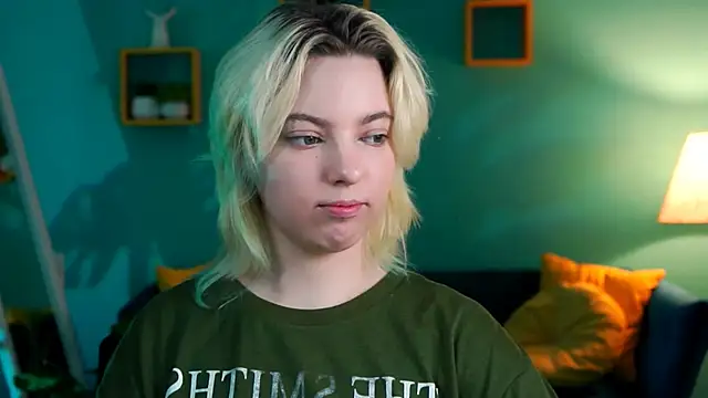 Snapshot of RocKStone_ chatting on 4, 3, 2025 RocKStone online show from 4, 3, 2025