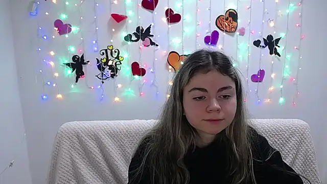 TinaRedly online show from 11, 2, 2025