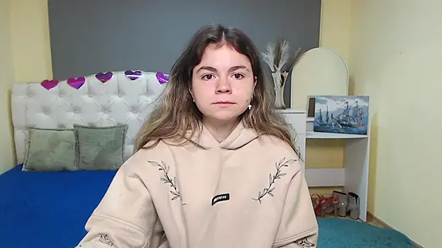 TinaRedly online show from 29, 9, 2025