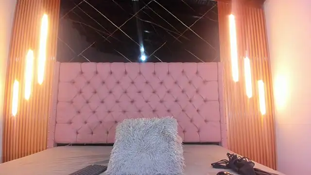 AinaPink online show from 18, 2, 2026