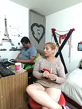 hotandfierylatinos2023 online show from 16, 10, 2025