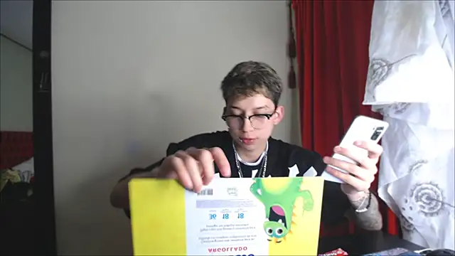 Snapshot of _Thomas_hot_ chatting on 27, 12, 2024 Thomas hot online show from 27, 12, 2024