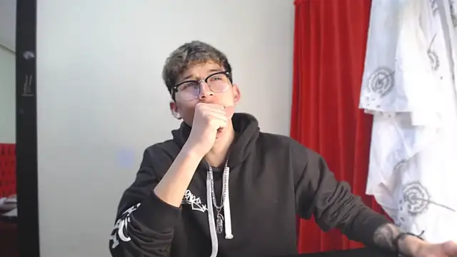 Snapshot of _Thomas_hot_ chatting on 29, 12, 2024 Thomas hot online show from 29, 12, 2024