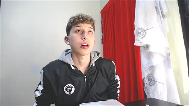 Snapshot of _Thomas_hot_ chatting on 20, 1, 2025 Thomas hot online show from 20, 1, 2025