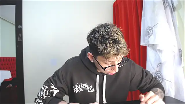 Snapshot of _Thomas_hot_ chatting on 23, 1, 2025 Thomas hot online show from 23, 1, 2025