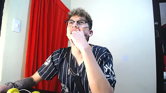 Snapshot of _Thomas_hot_ chatting on 30, 1, 2025 Thomas hot online show from 30, 1, 2025