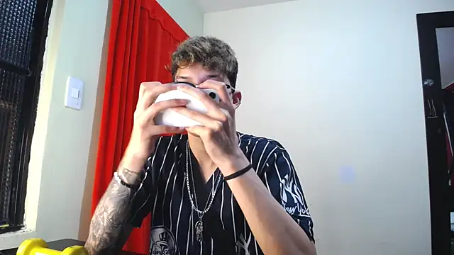 Snapshot of _Thomas_hot_ chatting on 31, 1, 2025 Thomas hot online show from 31, 1, 2025