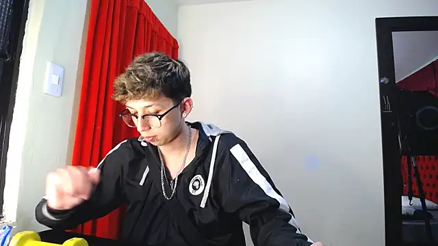 Snapshot of _Thomas_hot_ chatting on 31, 1, 2025 Thomas hot online show from 31, 1, 2025