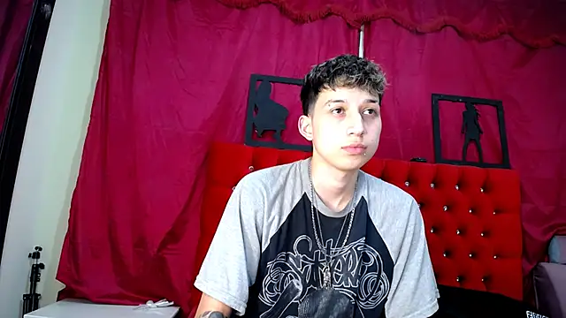 Snapshot of _Thomas_hot_ chatting on 14, 3, 2025 Thomas hot online show from 14, 3, 2025