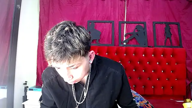 Snapshot of _Thomas_hot_ chatting on 18, 3, 2025 Thomas hot online show from 18, 3, 2025