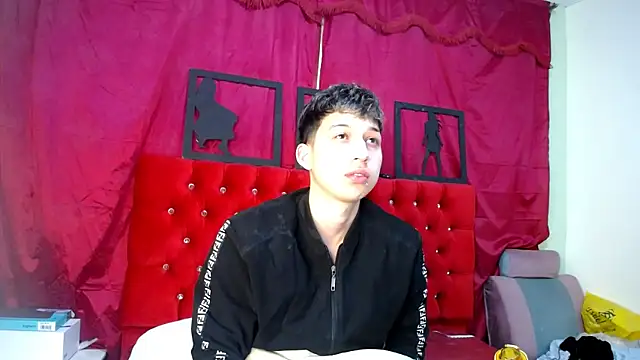 Snapshot of _Thomas_hot_ chatting on 18, 3, 2025 Thomas hot online show from 18, 3, 2025