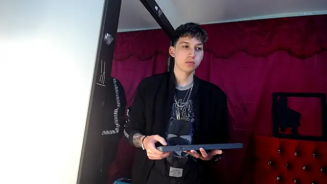 Snapshot of _Thomas_hot_ chatting on 19, 3, 2025 Thomas hot online show from 19, 3, 2025