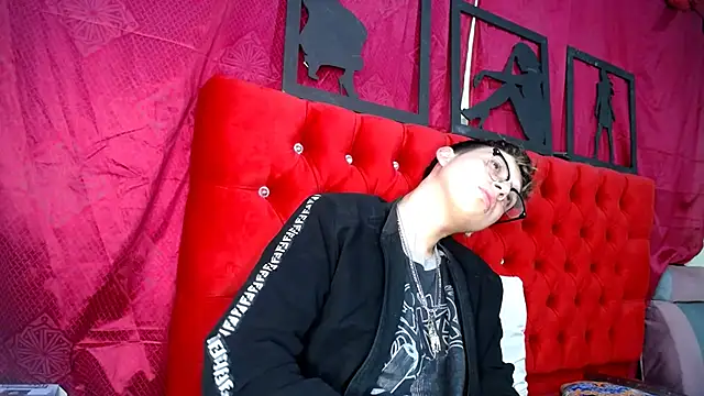 Snapshot of _Thomas_hot_ chatting on 19, 3, 2025 Thomas hot online show from 19, 3, 2025