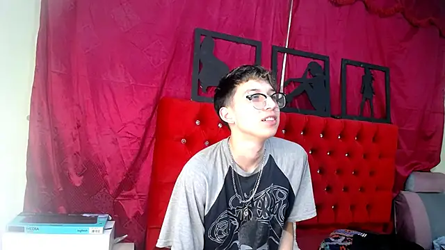 Snapshot of _Thomas_hot_ chatting on 19, 3, 2025 Thomas hot online show from 19, 3, 2025