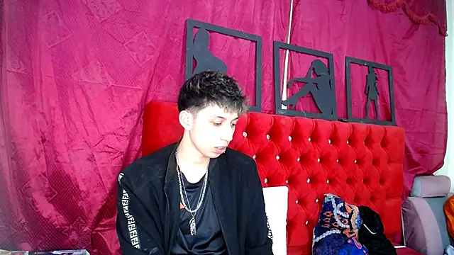 Snapshot of _Thomas_hot_ chatting on 21, 3, 2025 Thomas hot online show from 21, 3, 2025