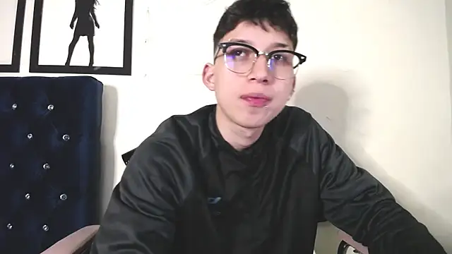 Snapshot of _Thomas_hot_ chatting on 19, 9, 2025 Thomas hot online show from 19, 9, 2025