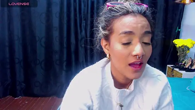 megan collins96 online show from 29, 12, 2024