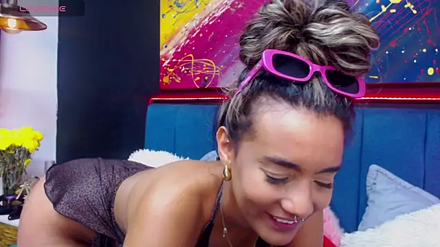 megan collins96 online show from 29, 12, 2024